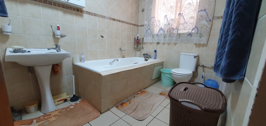 3 Bedroom Property for Sale in Universitas Free State